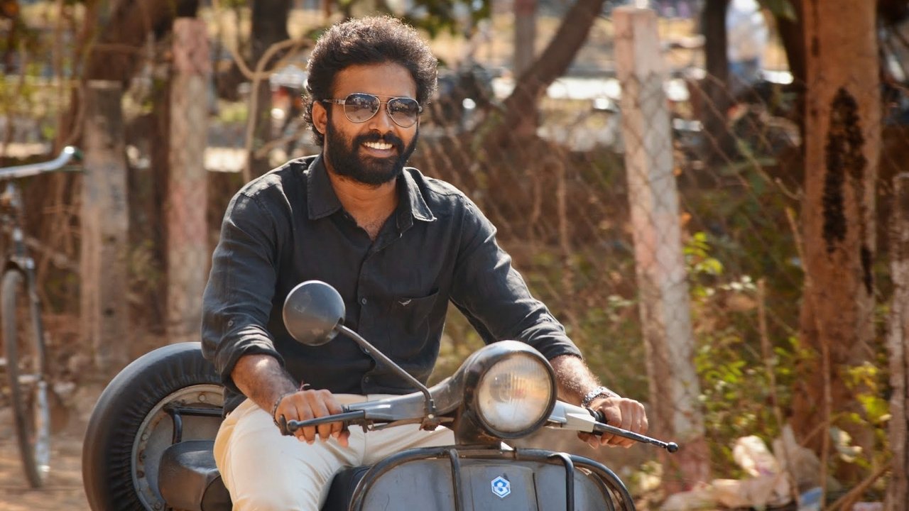 Tamizhuku En Ondrai Azhuthavum Movie Screenshot 2