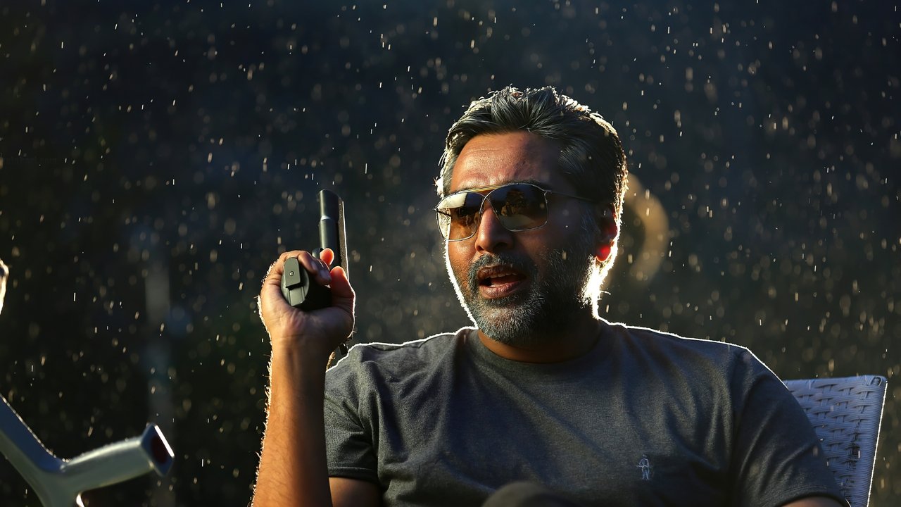 Dhuruvangal Pathinaaru Movie Screenshot 4