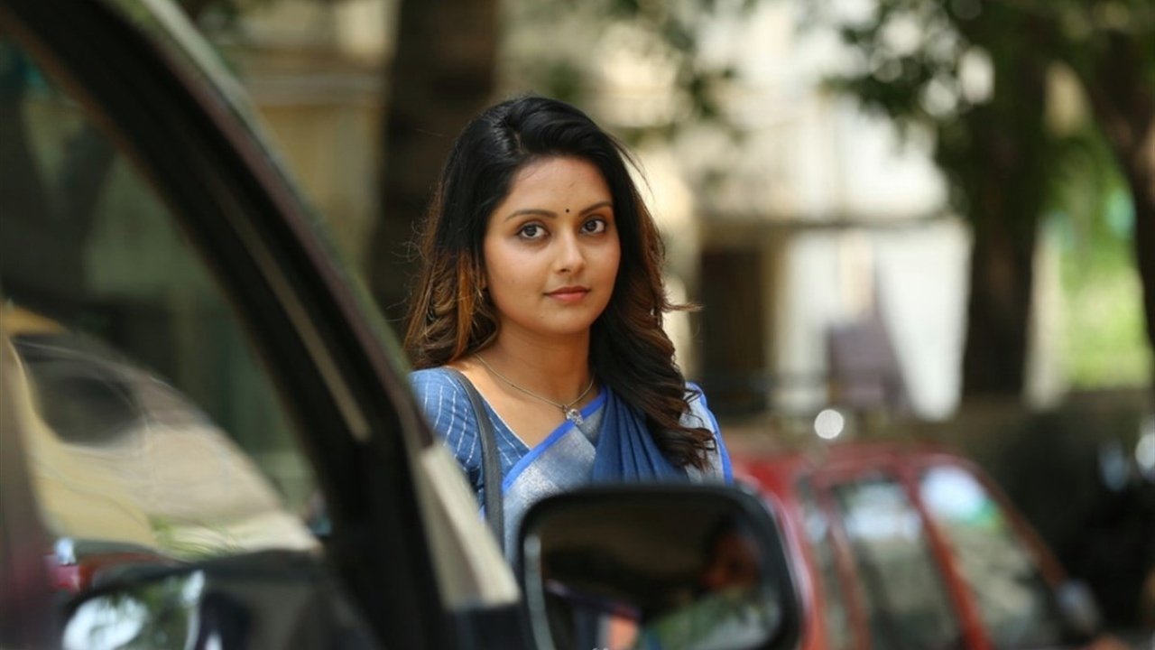 Iravukku Aayiram Kangal Movie Screenshot 4