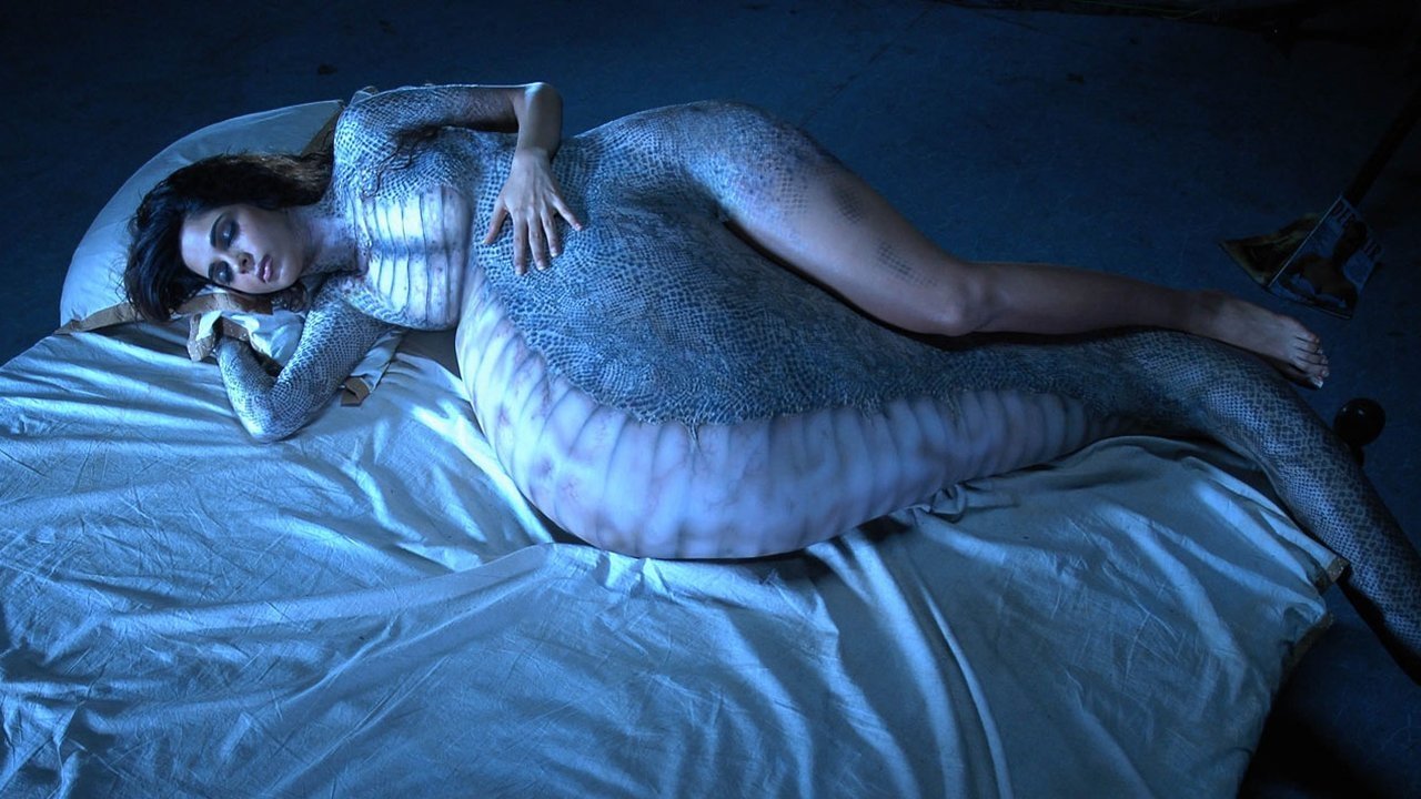 Hisss Movie Screenshot 3