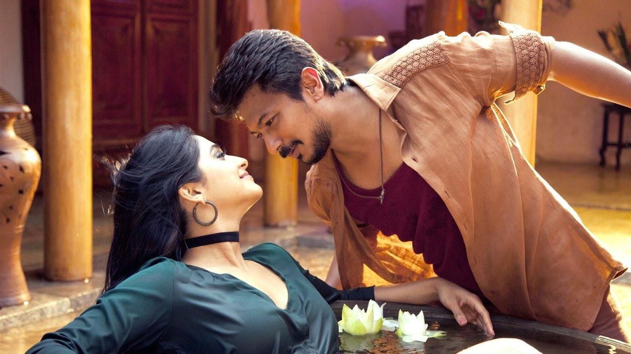 Saravanan Irukka Bayamaen Movie Screenshot 3
