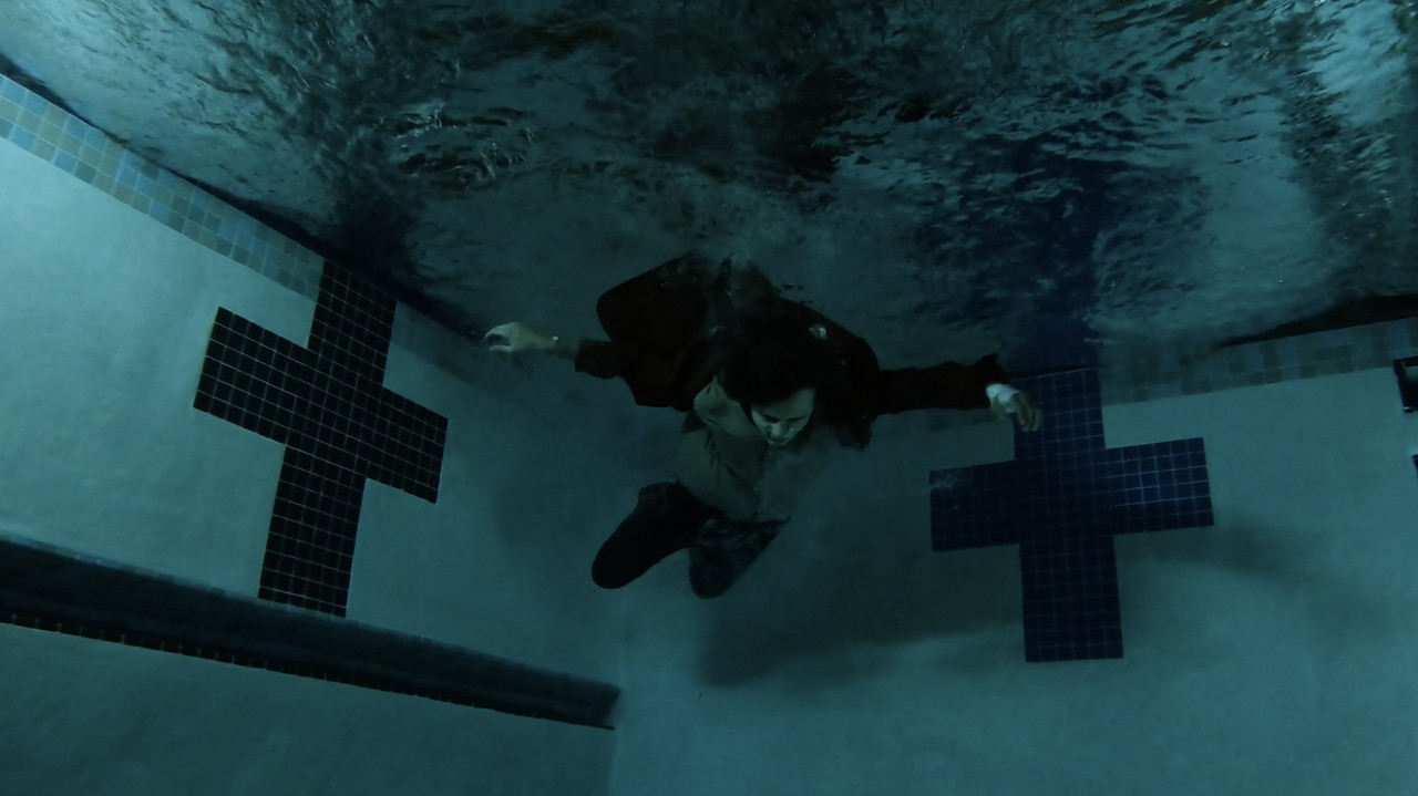 I Feel Fine. Movie Screenshot 1